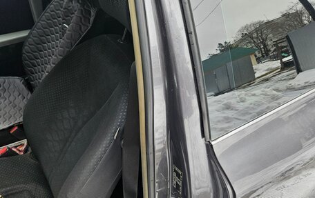 Toyota Yaris III рестайлинг, 2010 год, 750 000 рублей, 15 фотография