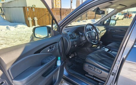 Honda Pilot III рестайлинг, 2016 год, 3 500 000 рублей, 7 фотография