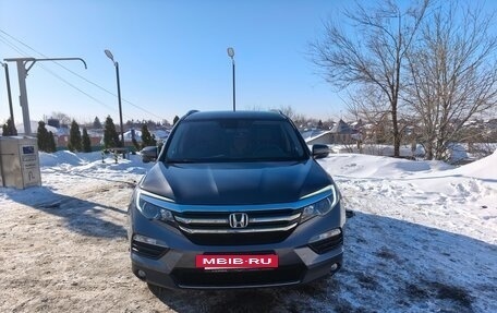 Honda Pilot III рестайлинг, 2016 год, 3 500 000 рублей, 2 фотография