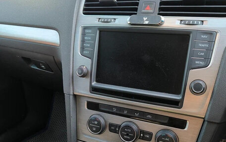 Volkswagen Golf VII, 2014 год, 999 999 рублей, 7 фотография