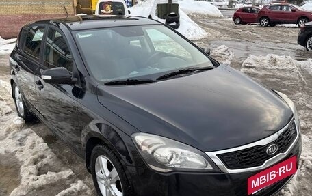 KIA cee'd I рестайлинг, 2011 год, 800 000 рублей, 2 фотография