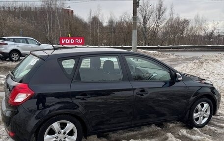 KIA cee'd I рестайлинг, 2011 год, 800 000 рублей, 4 фотография