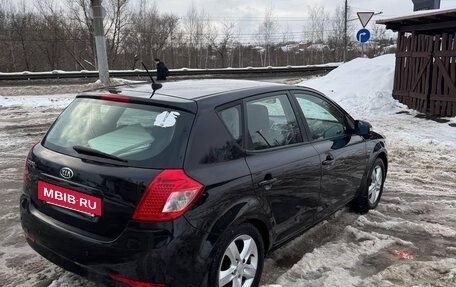 KIA cee'd I рестайлинг, 2011 год, 800 000 рублей, 8 фотография