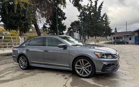 Volkswagen Passat B8 рестайлинг, 2016 год, 1 980 000 рублей, 3 фотография