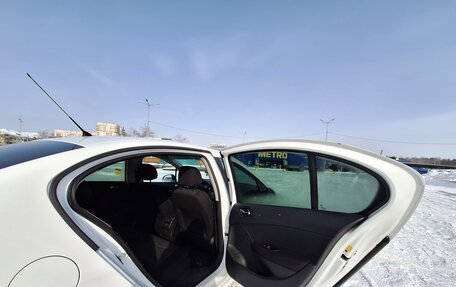 Peugeot 408 I рестайлинг, 2013 год, 680 000 рублей, 13 фотография