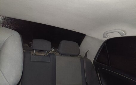 Mitsubishi Carisma I, 2002 год, 130 000 рублей, 11 фотография