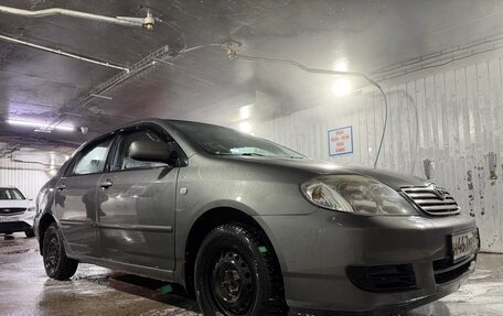 Toyota Corolla, 2004 год, 650 000 рублей, 2 фотография