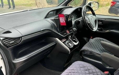 Toyota Esquire I, 2020 год, 2 400 000 рублей, 7 фотография