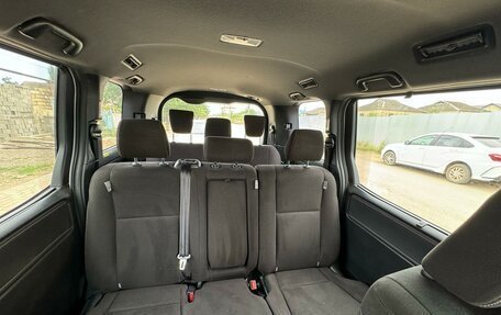 Toyota Esquire I, 2020 год, 2 400 000 рублей, 12 фотография