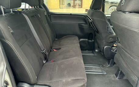 Toyota Esquire I, 2020 год, 2 400 000 рублей, 15 фотография