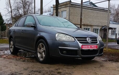 Volkswagen Jetta VI, 2008 год, 655 000 рублей, 5 фотография