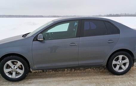 Volkswagen Jetta VI, 2008 год, 655 000 рублей, 10 фотография