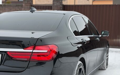 BMW 7 серия, 2017 год, 2 650 000 рублей, 10 фотография