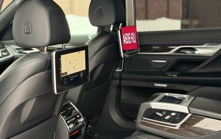 BMW 7 серия, 2017 год, 2 650 000 рублей, 6 фотография