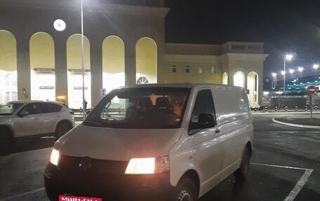 Volkswagen Transporter T5 рестайлинг, 2005 год, 700 000 рублей, 4 фотография