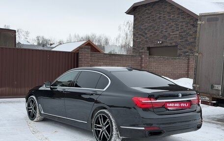 BMW 7 серия, 2017 год, 2 650 000 рублей, 3 фотография