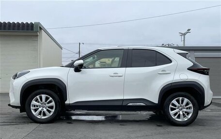 Toyota Yaris Cross, 2021 год, 1 553 000 рублей, 2 фотография