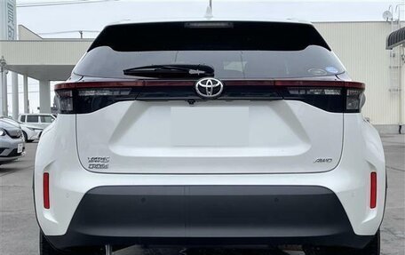 Toyota Yaris Cross, 2021 год, 1 553 000 рублей, 3 фотография