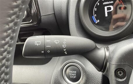 Toyota Yaris Cross, 2021 год, 1 553 000 рублей, 11 фотография