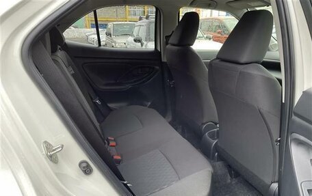 Toyota Yaris Cross, 2021 год, 1 553 000 рублей, 18 фотография