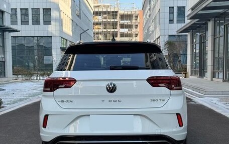 Volkswagen T-Roc I, 2022 год, 1 652 000 рублей, 5 фотография