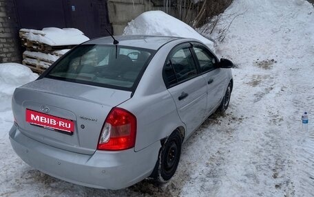 Hyundai Verna II, 2006 год, 275 000 рублей, 4 фотография