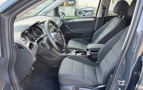 Volkswagen Touran III, 2020 год, 1 850 000 рублей, 13 фотография