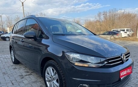 Volkswagen Touran III, 2020 год, 1 850 000 рублей, 4 фотография