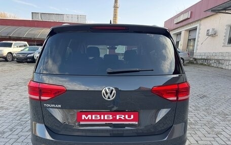 Volkswagen Touran III, 2020 год, 1 850 000 рублей, 8 фотография