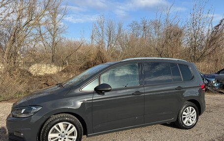 Volkswagen Touran III, 2020 год, 1 850 000 рублей, 30 фотография