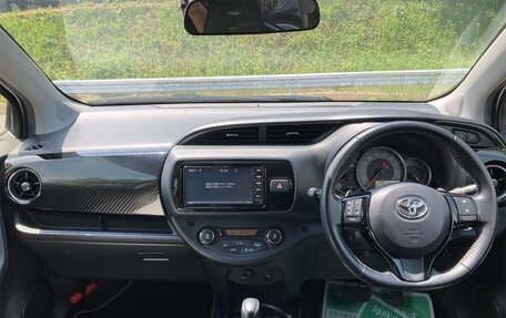 Toyota Vitz, 2019 год, 982 000 рублей, 8 фотография