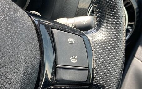 Toyota Vitz, 2019 год, 982 000 рублей, 11 фотография