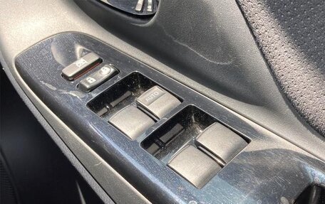 Toyota Vitz, 2019 год, 982 000 рублей, 27 фотография