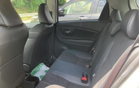 Toyota Vitz, 2019 год, 982 000 рублей, 33 фотография