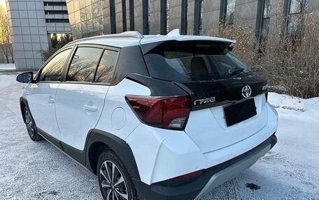 Toyota Yaris XP150 рестайлинг, 2022 год, 1 335 000 рублей, 6 фотография