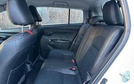 Toyota Yaris XP150 рестайлинг, 2022 год, 1 335 000 рублей, 10 фотография