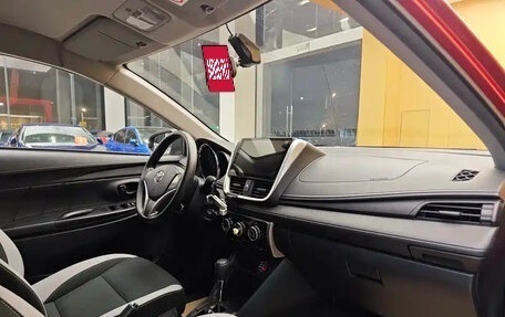 Toyota Yaris XP150 рестайлинг, 2022 год, 1 211 123 рублей, 30 фотография