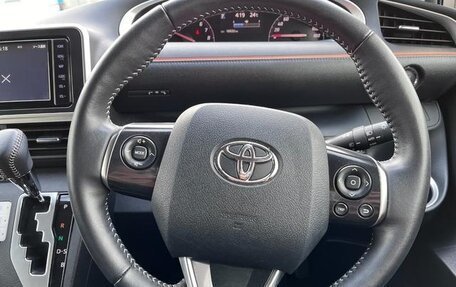 Toyota Sienta II, 2021 год, 1 342 000 рублей, 11 фотография