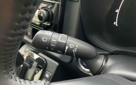 Toyota Sienta, 2022 год, 1 597 000 рублей, 13 фотография