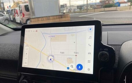 Toyota Sienta, 2022 год, 1 597 000 рублей, 15 фотография