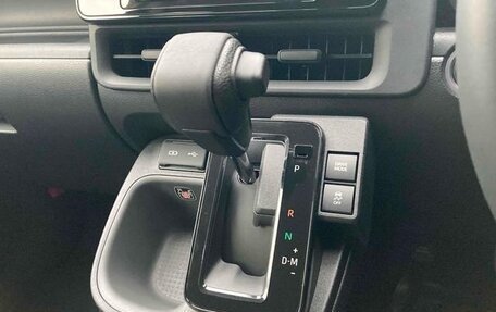 Toyota Sienta, 2022 год, 1 597 000 рублей, 20 фотография