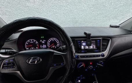 Hyundai Solaris II рестайлинг, 2018 год, 570 000 рублей, 4 фотография