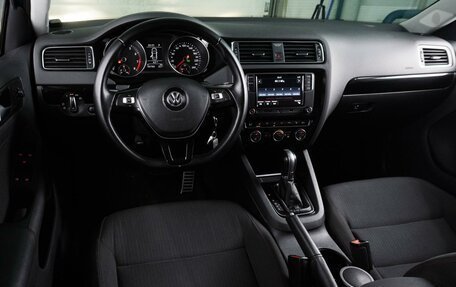 Volkswagen Jetta VI, 2018 год, 1 489 000 рублей, 6 фотография