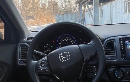 Honda Vezel, 2022 год, 1 211 000 рублей, 9 фотография