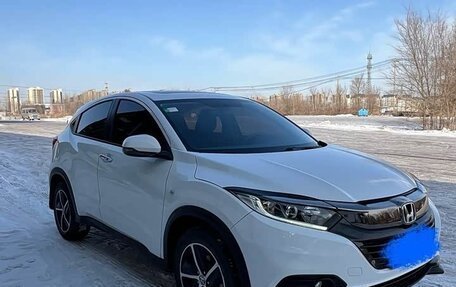 Honda Vezel, 2022 год, 1 211 000 рублей, 3 фотография