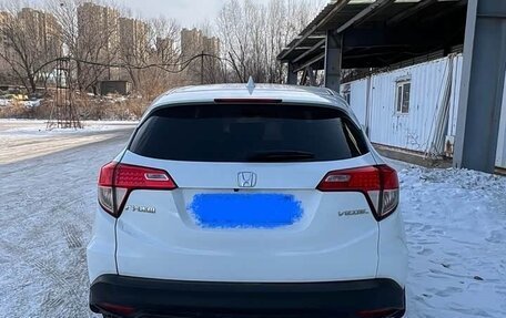 Honda Vezel, 2022 год, 1 211 000 рублей, 5 фотография