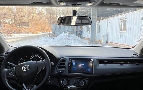 Honda Vezel, 2022 год, 1 211 000 рублей, 7 фотография