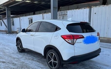 Honda Vezel, 2022 год, 1 211 000 рублей, 6 фотография