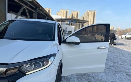 Honda Vezel, 2022 год, 1 211 000 рублей, 15 фотография