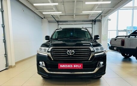 Toyota Land Cruiser 200, 2016 год, 4 799 900 рублей, 9 фотография